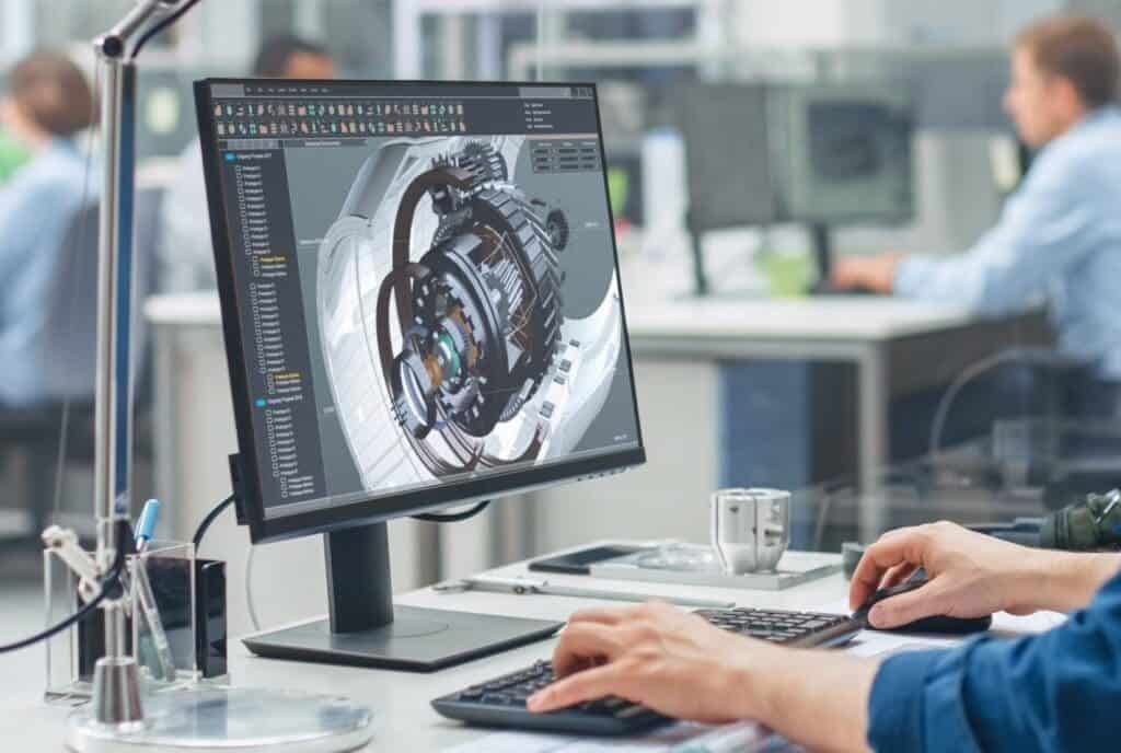 工程师正在使用CAD软件进行机械部件设计